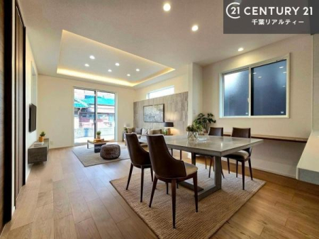 ���r���O �J�����̂���L�XLDK�I�\�t�@�[��_�C�j���O�e�[�u����u���Ă������ɂȂ�Ȃ��̂ŉ��K�ɉ߂����܂��I�R�~���j�P�[�V���������₷�����r���O�ł��I