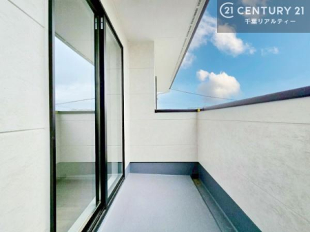 �o���R�j�[ �z������ǍD�ȃo���R�j�[�ł��I���ꂽ���ɂ͐�������n����J���I�Ȏ��Ԃ��y���߂܂��B