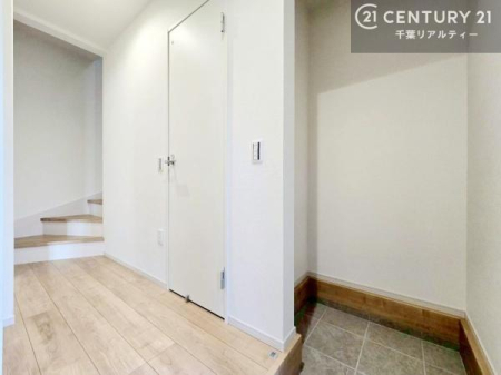 ���� �V���[�Y�C���N���[�N�t���ł��I�V���[�Y�����łȂ��x�r�[�J�[��܂��ݎ��]�ԁA�A�E�g�h�A�p�i���X�b�L���ƕЕt�����܂��I