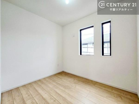 �m�� �R���p�N�g�ȗm���́A���ւ�e�����[�N�X�y�[�X�Ƃ��Ă����􂷂�֗��ȋ�ԁB���d����׋��ɏW�����₷���A��̂���������[�X�y�[�X�Ƃ��Ă����C�t�X�^�C���ɍ��킹�đ��ړI�ɂ��g�����������܂��B