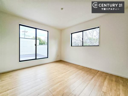 �Q�� �o���R�j�[�ɖʂ��Ă���m���ł��B���邭�����肪����A���C����������ł��܂��I���N���āA�O�ɏo�Ĕw�L�т����[�ċz�����ǂ������}������邱�Ƃ��ł��܂��B