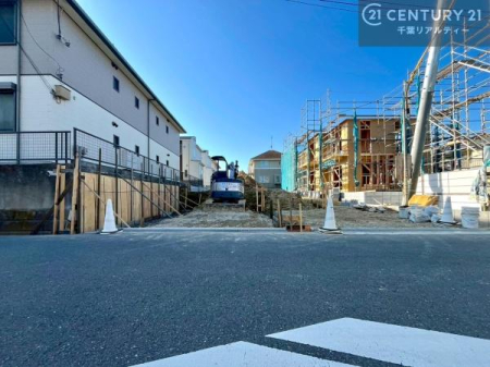 �O�ʓ��H�܂ތ��n�ʐ^ ���ӊ���A���q�l�̂���]�ɍ������������ꏏ�ɂ��ē���v���܂��B�Z��[���A�h�o�C�U�[�ɂ�邲���k������܂��B���Ђ͂��₢���킹�ɑ��Ή����܂��I���҂������܂���I