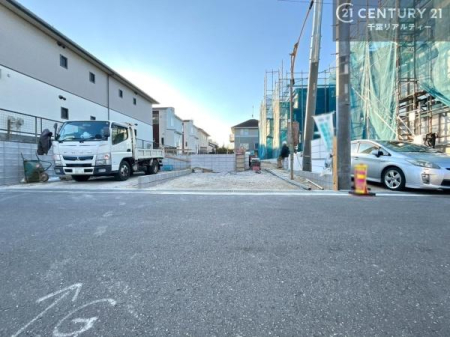 �O�ʓ��H�܂ތ��n�ʐ^ ���ӊ���A���q�l�̂���]�ɍ������������ꏏ�ɂ��ē���v���܂��B�Z��[���A�h�o�C�U�[�ɂ�邲���k������܂��B���Ђ͂��₢���킹�ɑ��Ή����܂��I���҂������܂���I