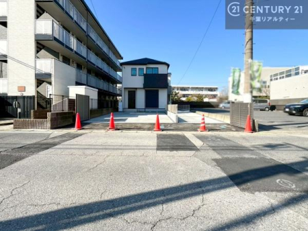 �O�ʓ��H�܂ތ��n�ʐ^ ���ӊ���A���q�l�̂���]�ɍ������������ꏏ�ɂ��ē���v���܂��B�Z��[���A�h�o�C�U�[�ɂ�邲���k������܂��B���Ђ͂��₢���킹�ɑ��Ή����܂��I���҂������܂���I