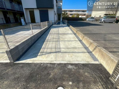 ���ԏ� ���ӊ���A���q�l�̂���]�ɍ������������ꏏ�ɂ��ē���v���܂��B�Z��[���A�h�o�C�U�[�ɂ�邲���k������܂��B���Ђ͂��₢���킹�ɑ��Ή����܂��I���҂������܂���I