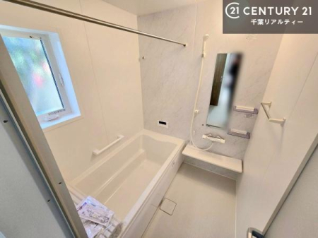 ���� ���O�W���A���[���̂��闁���ň���̔���������т܂��I�I���������@�����Ă���̂ŉJ�̓��̂���������S�ł��ˁI