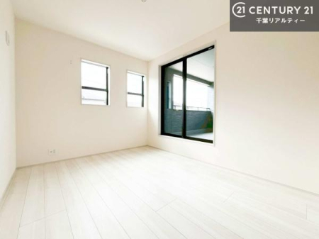 �Q�� �o���R�j�[�ɖʂ��Ă���m���ł��B���邭�����肪����A���C����������ł��܂��I���N���āA�O�ɏo�Ĕw�L�т����[�ċz�����ǂ������}������邱�Ƃ��ł��܂��B