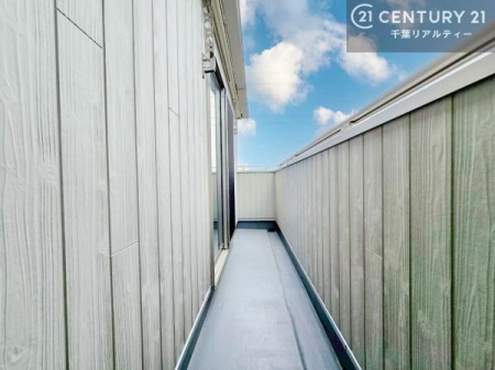 �o���R�j�[ �o���R�j�[��񂩏��ɐ݂�����Ƃ�̂���݌v�B�p�r�ɍ��킹�Ďg���������ł��A�����̕�炵�����K�ɃT�|�[�g���܂��B