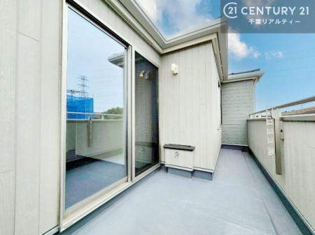 �o���R�j�[ �z������ǍD�ȃo���R�j�[�ł��I���ꂽ���ɂ͐�������n����J���I�Ȏ��Ԃ��y���߂܂��B