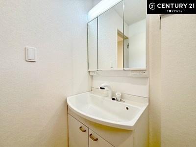 ���ʑ�E���ʏ� �X�^�C���b�V���ŃI�V�����Ȑ��ʑ�I�g�Ȃ�𐮂�����ʏ��́A���������厖�ł��I������̐������̂��镵�͋C�����o�I�C�����悭���g�����������܂��B