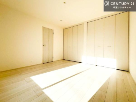 �Q�� �D���������������ޗm���́A���̖ڊo�߂��C�������ǂ������ł��ˁB���������Ԃ��������Ɖ߂������Ƃ��ł��܂��B�D�����F�����̃t���[�����O���ǂ�ȉƋ�ɂ��}�b�`���܂��I