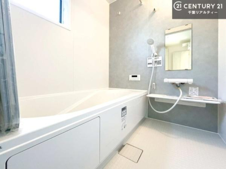 ���� �������������l�̕��͋C�̃o�X���[���́A�����o�Ă��ăo�X�^�C�����[���I
���d���撣���Ă��邲�J���ɂ��D�݂̓����̓����܂����āA�y����ł݂Ă͂������ł��傤���H