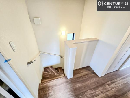 ���̑����� �K�i�͖��邭�萠������Ă��܂��B���q�l�₲�N�z�̕������S���Ă����p�����܂��ˁB