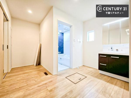 ���ʑ�E���ʏ� �g�Ȃ�𐮂�����ʏ��́A���������厖�ł��I������̐������̂��镵�͋C�����o�I�C�����悭���g�����������܂��B