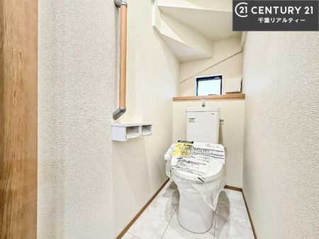 �g�C�� 1�E2�K�Ƀg�C�����������܂��I���̖Z�������ԑт��҂����ɂ��݂����ł��ˁB������Ƃ����������̂���g�C���ł�����ꂪ���₷���ł��I