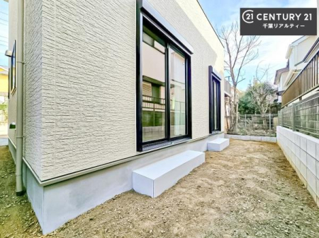 �� ����X�y�[�X���I
�K�[�f�j���O��ƒ�؉����y���߂ăA�E�g�h�A�̎�����������ł��ˁI