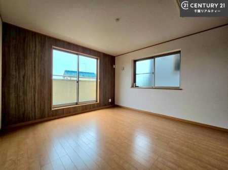 �m�� 2�ʍ̌����m�ۂ������邢�����́A���ʂ����ǂ��A���邭��ϋ��S�n�̗ǂ���ԂƂȂ��Ă���܂��B�����b�N�X���ĉ߂�����S�n�̗ǂ��������ł��I���̖ڊo�߂��X�b�L�����܂��ˁI