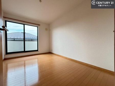 �q������ �_�炩���z�����������ޖ��邢�����������o����݌v�B�ʌ��̎��鑋���C�����̗ǂ���������n��グ�܂��B���̖ڊo�߂��X�b�L�����܂��I