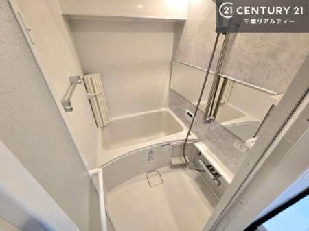 ���� ���C�h�~���[����ۓI�ȁA�z�e�����C�N�ȗ�����ԁB
�������ꂽ�f�U�C���ŁA�����̓������Ԃ����ʂȂЂƂƂ��ɁB