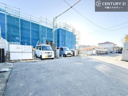 �O�ʓ��H�܂ތ��n�ʐ^ ���ӊ���A���q�l�̂���]�ɍ������������ꏏ�ɂ��ē���v���܂��B�Z��[���A�h�o�C�U�[�ɂ�邲���k������܂��B���Ђ͂��₢���킹�ɑ��Ή����܂��I���҂������܂���I