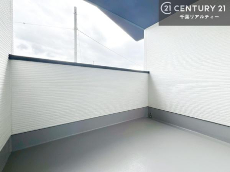 �����\�z�}(����) �C���i�[�o���R�j�[�I�������t���Ă���̂ŁA�}�ɉJ���~���Ă��G��ɂ������S�I�������������J�b�g���Ă����̂ŁA���V�C�̗ǂ����́A���O�֏o�Đ[�ċz����̂��悳�����ł��I�i���d�l�j