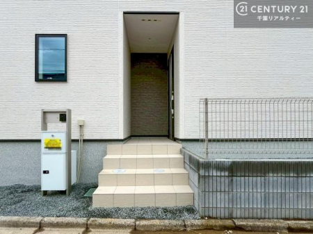 ���̑����n �u���̕����C�ɂȂ�I�v�u�������Ăǂ�ȏ��H�v�u�����Əڂ����m�肽���I�v�Ǝv������A���C�y�ɂ����k���������B