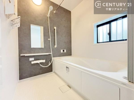 ���� �L�X�o�X�ň���̔������t���b�V���B�����L�΂���̂ŁA�����ɂ��������ƐZ����܂��ˁI�����̃o�X�^�C�����y���݂ɂȂ�܂��B