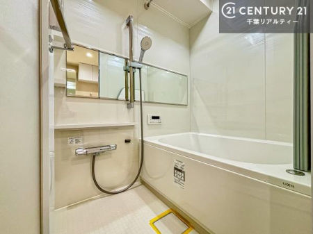 ���� �������������l�̕��͋C�̃o�X���[���́A�����o�Ă��ăo�X�^�C�����[���I
���d���撣���Ă��邲�J���ɂ��D�݂̓����̓����܂����āA�y����ł݂Ă͂������ł��傤���H