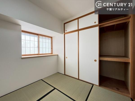 �a�� �^�^�~�̍��肪���炬��^����A�����b�N�X��ԁB�����傫���J�����̂���a���ƂȂ��Ă���܂��B���{�l�̐S������u�a�v�̋�ԁB