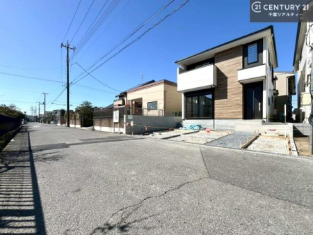 �O�ʓ��H�܂ތ��n�ʐ^ �O�ʓ��H��6���I�z����ǍD�ȗ��n�ł��B
�Ԍɓ��ꂪ���ȕ������S�ł��ˁB