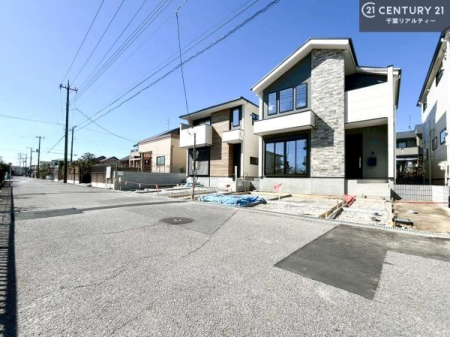 �O�ʓ��H�܂ތ��n�ʐ^ �O�ʓ��H��6���I�z����ǍD�ȗ��n�ł��B
�Ԍɓ��ꂪ���ȕ������S�ł��ˁB