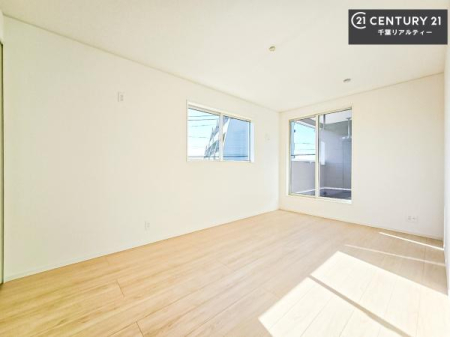 �Q�� �o���R�j�[�ɖʂ��Ă���m���ł��B���邭�����肪����A���C����������ł��܂��I���N���āA�O�ɏo�Ĕw�L�т����[�ċz�����ǂ������}������邱�Ƃ��ł��܂��B