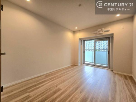 �Q�� �o���R�j�[�ɖʂ��Ă���m���ł��B���邭�����肪����A���C����������ł��܂��I���N���āA�O�ɏo�Ĕw�L�т����[�ċz�����ǂ������}������邱�Ƃ��ł��܂��B