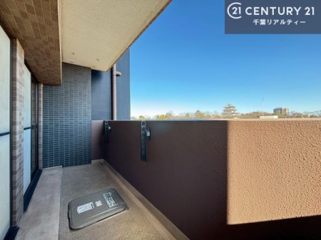 �o���R�j�[ �z������ǍD�ȃo���R�j�[�ł��I���ꂽ���ɂ͐�������n����J���I�Ȏ��Ԃ��y���߂܂��B