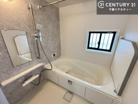 ���� 1���̔�����������Ɩ����Ă���闁���ł��B
�������̑f�G�ȃ����N�[�[�V�����ꏊ�ł��ˁB