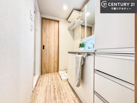 ���ʑ�E���ʏ� �g�Ȃ�𐮂�����ʏ��́A���������厖�ł��I������̐������̂��镵�͋C�����o�I�C�����悭���g�����������܂��B