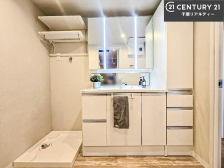 ���ʑ�E���ʏ� ���t�H�[���ɂ����[�͂����߂����ʏ��B
�g���₷���Ɛ����������˔�������ԂɎd�オ���Ă��܂��B