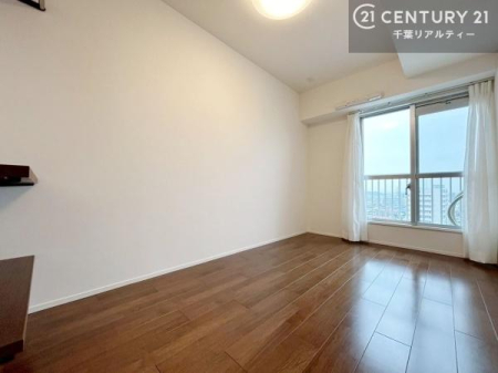 �m�� �o���R�j�[�ɖʂ��Ă���m���ł��B���邭�����肪����A���C����������ł��܂��I���N���āA�O�ɏo�Ĕw�L�т����[�ċz�����ǂ������}������邱�Ƃ��o�������ł��ˁI