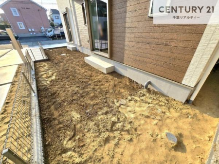 �� ������Ƃ�������X�؁[�X���t���Ă��܂��I�K�[�f�j���O���y���߂����ł��ˁB