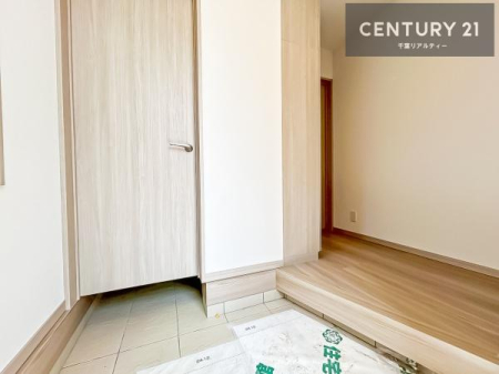 ���� ���ċA���Ă��Ă��A�������܁I�����������Ȃ�A�D�����}������Ă�����ԂɂȂ��Ă��܂��B
���邭��������錺�ւł��I