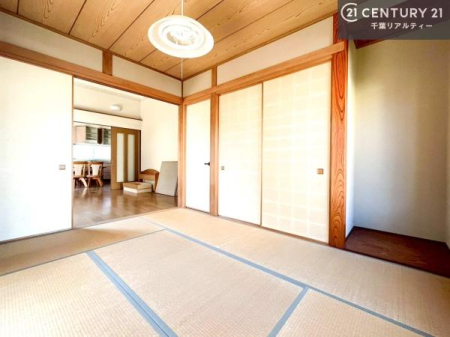 �a�� ���r���O�Ɨאڂ����a���ł��I�Ǝ��̋x�e�X�y�[�X��L�b�Y�X�y�[�X�Ƃ��Ċ��p����̂��悳�����ł��ˁI
�a���̎g�����͖�����I