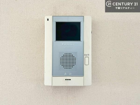 ���̑� TV���j�^�[�t�C���^�[�t�H���������B���K�҂̊���m�F���Ă���Ή��ł��邽�߁A�h�Ɩʂɂ��z�����ꂽ���S�̐ݔ��ł��B