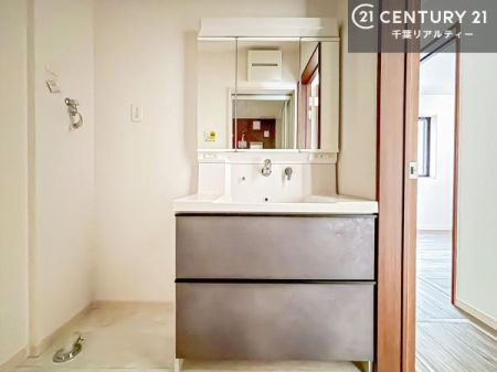 ���ʑ�E���ʏ� ���[�����Ղ�̐��ʎ��I���p�i�̃X�g�b�N��o�X�^�I�����X�b�L���Ǝ��[�ł��Ď��o���₷���I����肪�X�b�L���Еt���ċC�����̗ǂ���ԁI