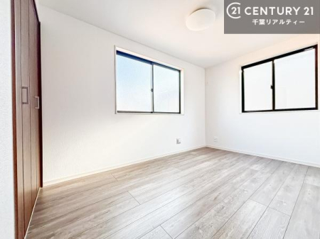 �m�� 2�ʍ̌����m�ۂ������邢�����́A���ʂ����ǂ��A���邭��ϋ��S�n�̗ǂ���ԂƂȂ��Ă���܂��B�����b�N�X���ĉ߂�����S�n�̗ǂ��������ł��I