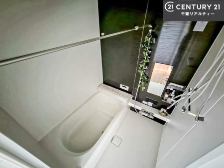 ���� �������������l�̕��͋C�̃o�X���[���́A�����o�Ă��ăo�X�^�C�����[���I
���d���撣���Ă��邲�J���ɂ��D�݂̓����̓����܂����āA�y����ł݂Ă͂������ł��傤���H