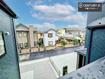 �Z�˂���̒��]�ʐ^ ���]�ǍD�ȃo���R�j�[�B���V�C�̂������ɂ̓o���R�j�[�ւłă��t���b�V������̂������ł��ˁI