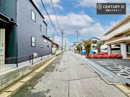 �O�ʓ��H�܂ތ��n�ʐ^ �C�ɂȂ邨�q�l�̊w�Z�܂ł̓��̂��w�܂ł̃��[�g�A���������̏ꏊ�Ȃǂ����ꏏ�ɂ��ē��������܂��I