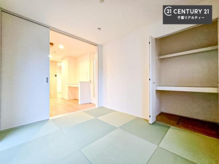 �a�� ���r���O�Ɨאڂ����a���ł��I�Ǝ��̋x�e�X�y�[�X��L�b�Y�X�y�[�X�Ƃ��Ċ��p����̂��悳�����ł��ˁI
�a���̎g�����͖�����I