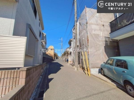 �O�ʓ��H�܂ތ��n�ʐ^ �O�ʓ��H��4���I�z����ǍD�ȗ��n�ł��B
�Ԍɓ��ꂪ���ȕ������S�ł��ˁB