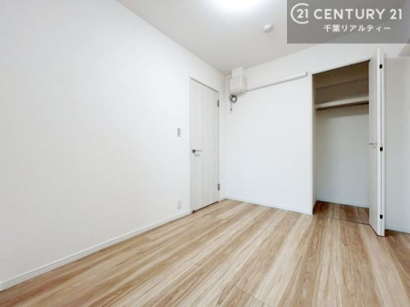 �Q�� ���[�X�y�[�X�����Ă��܂��I�������X�b�L�����ڂ��鎖���ł��܂��ˁB
�Ƌ��I�΂Ȃ��V���v���ȃf�U�C���ׁ̈A�Ƌ��I�΂����C�ɓ���̋�ԍ�肪�ł������ł��ˁB